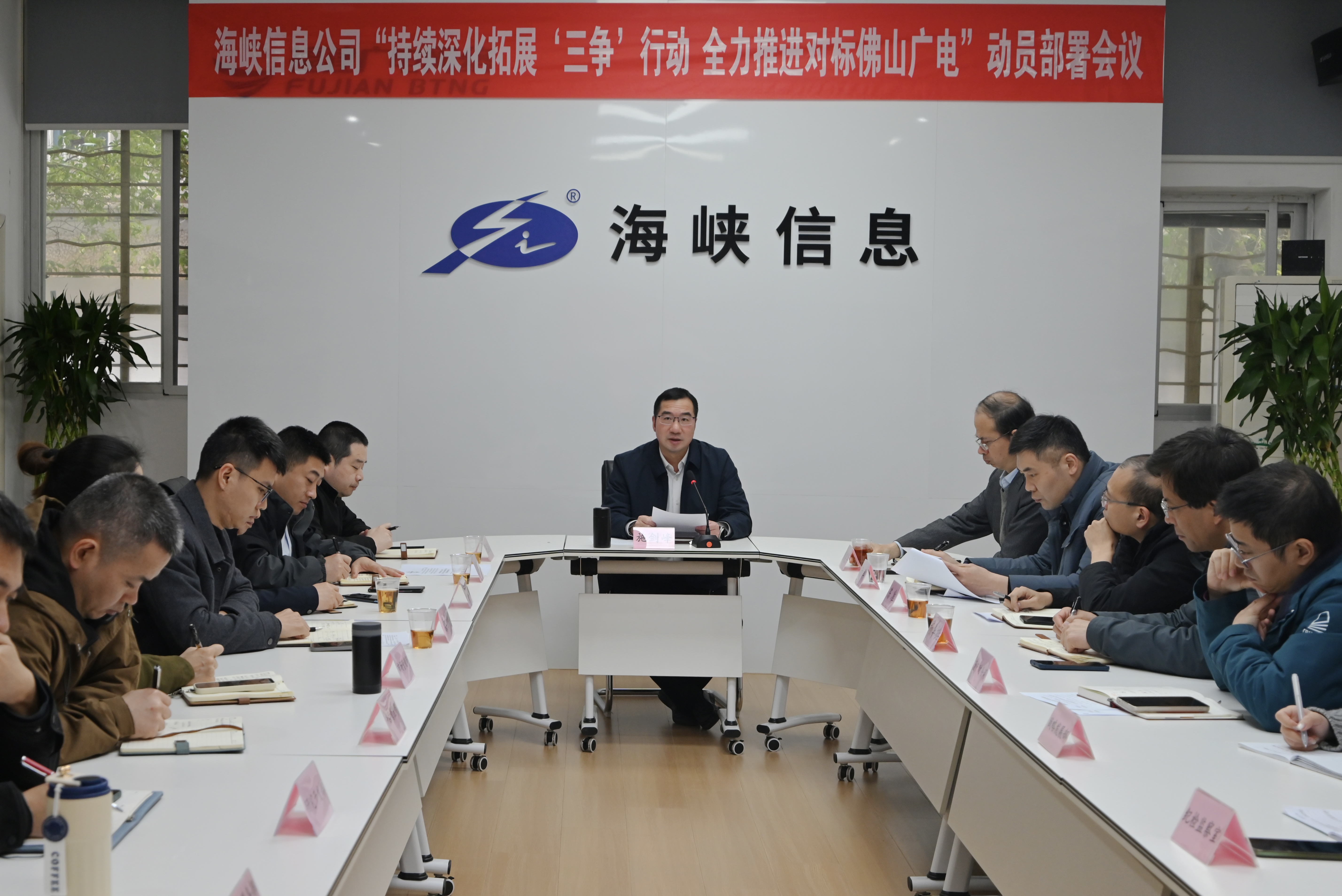 67e0cd483c405.jpg f320a79152abf087a396337c0e12fc5a.jpg